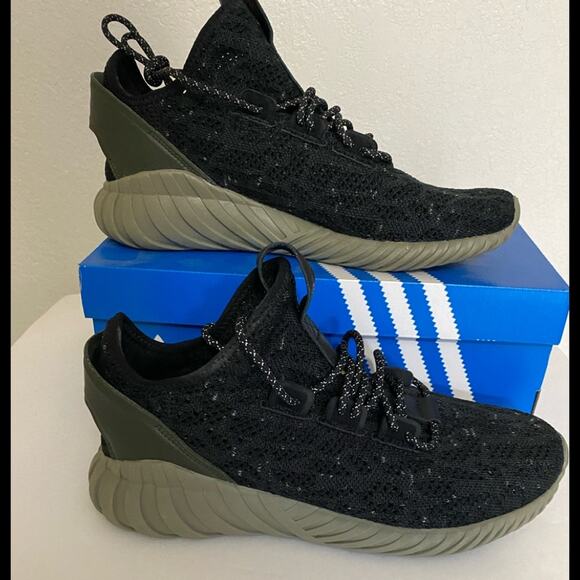 NEW Adidas tubular doom black 9 mens - Picture 1 of 7